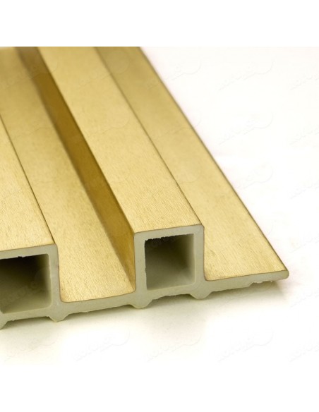 Listones para paredes pvc dorados.