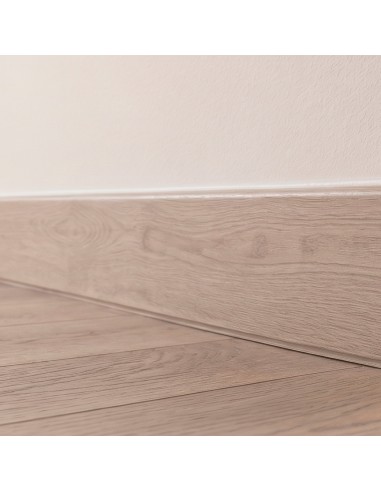 Rodapié spc para interior efecto madera