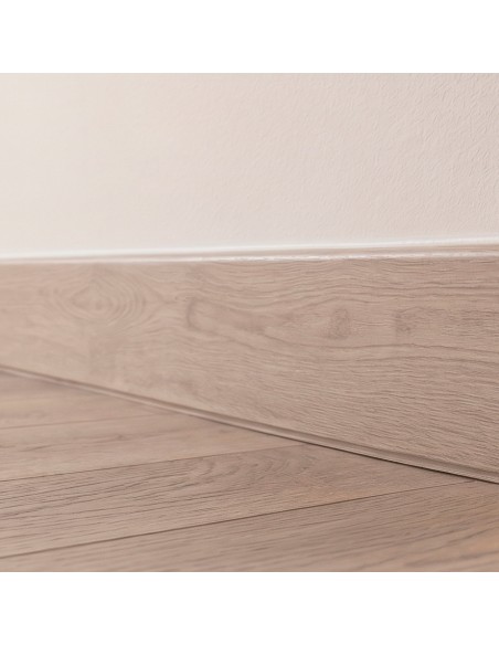 Rodapié spc para interior efecto madera