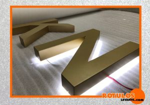 letras luminosas